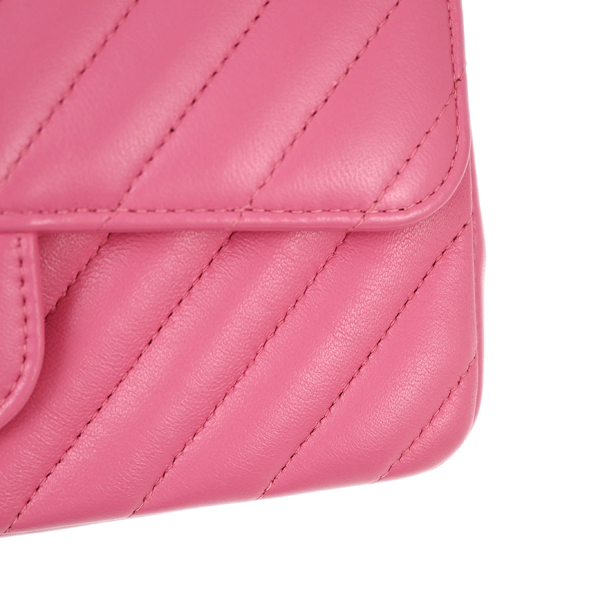 Chanel 2019 Pink Lambskin Chevron Single Flap Shoulder Bag