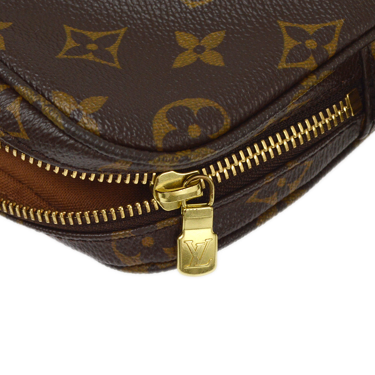 Louis Vuitton 2010 Monogram Trotteur Beaubourg Shoulder Bag M97037