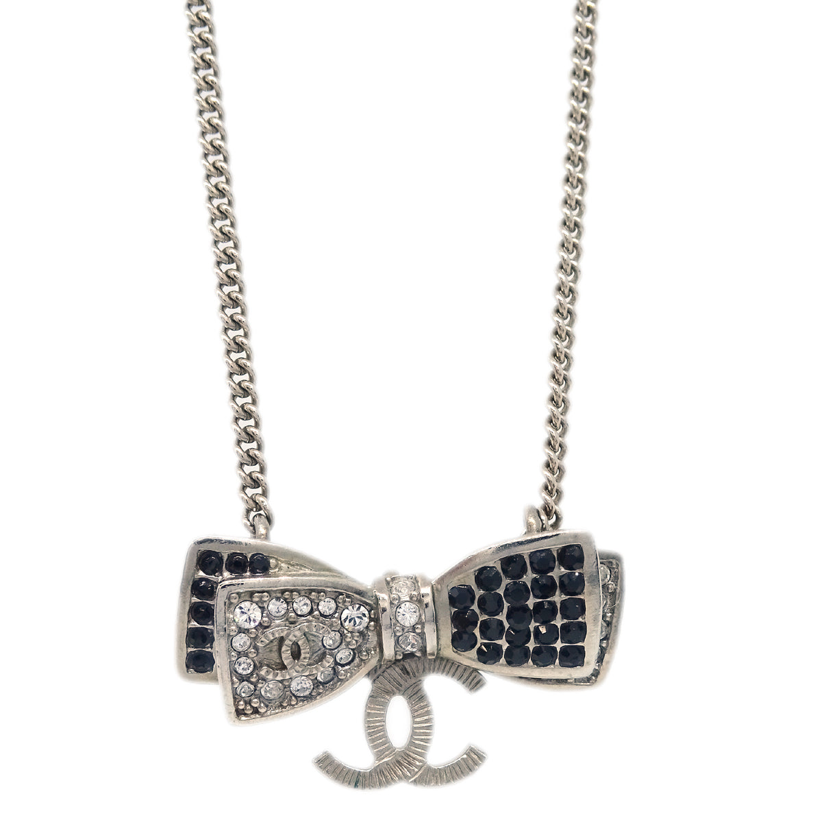 Chanel Silver Bow Chain Necklace Pendant Rhinestone B17P