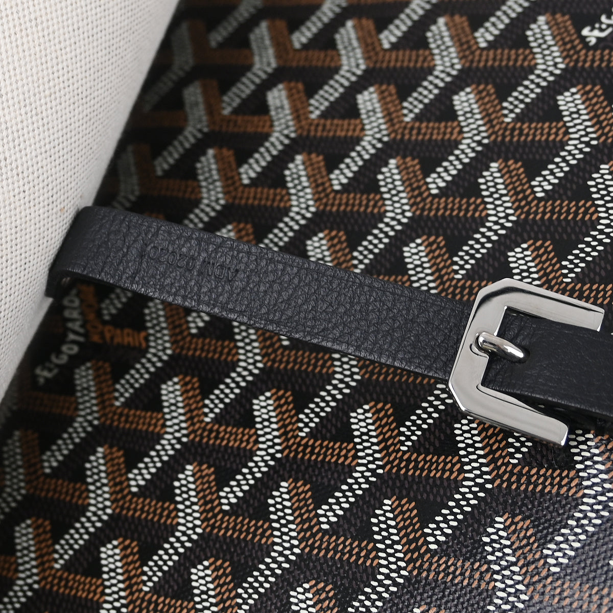 Goyard Black Capetien MM Messenger Shoulder Bag