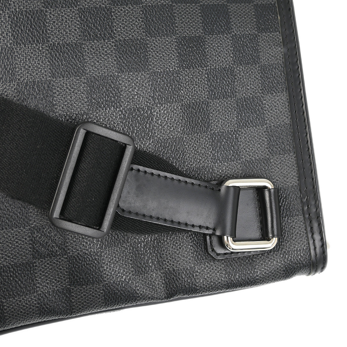 Louis Vuitton 2011 Damier Graphite Thomas Shoulder Bag N58028