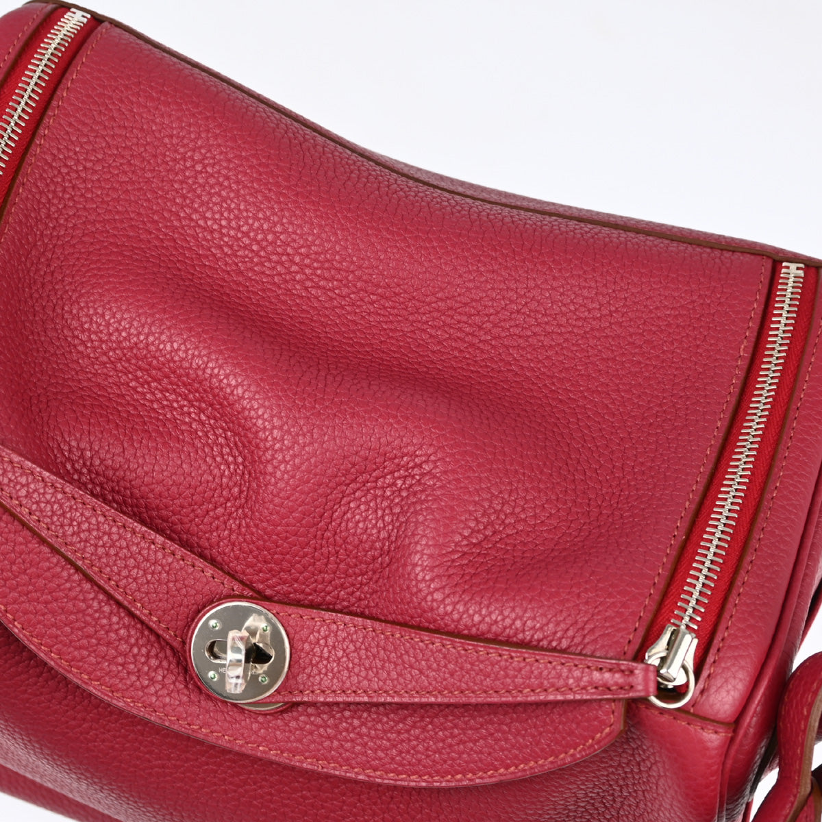 Hermes 2010 Bordeaux Taurillon Clemence Lindy 30 Shoulder Bag