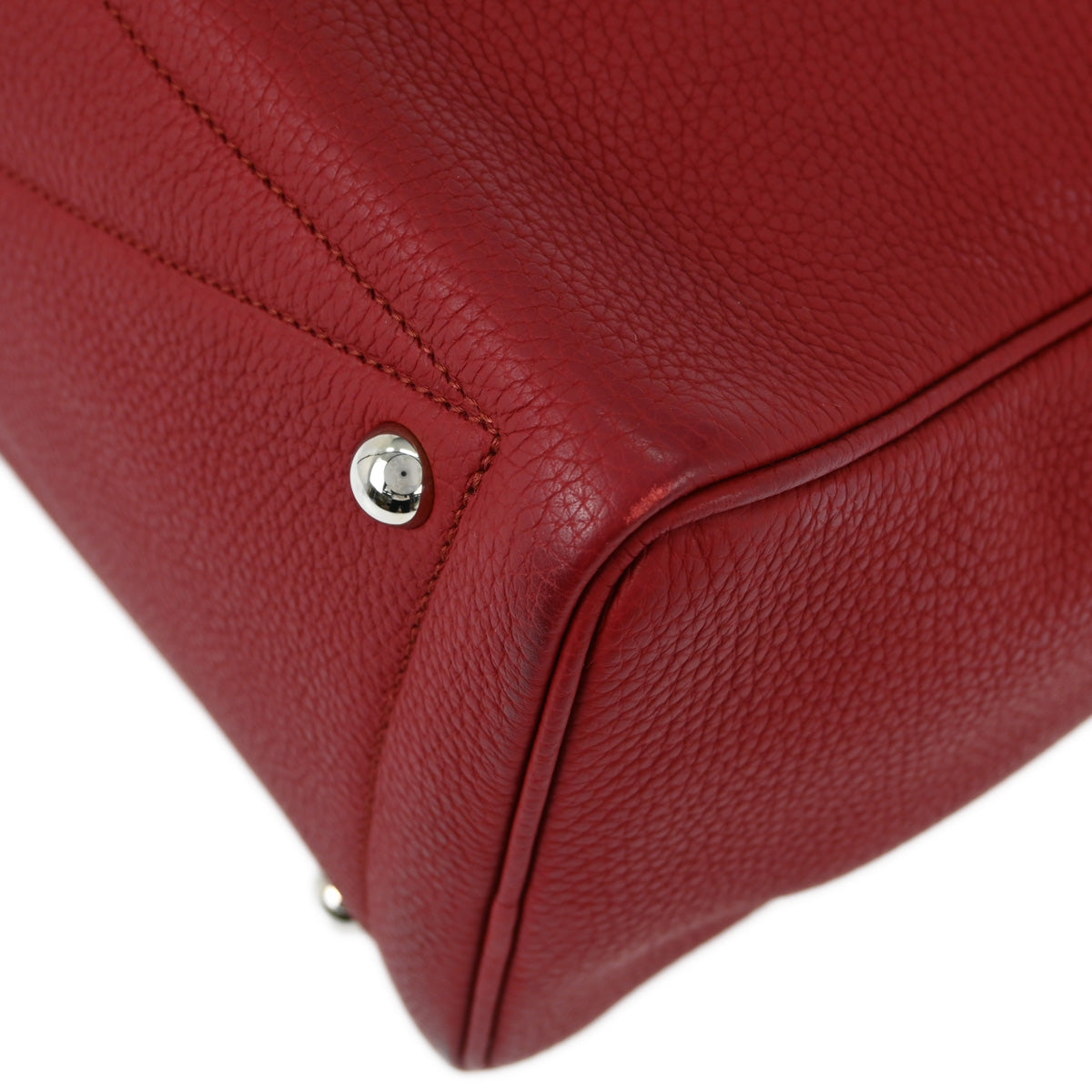 Hermes Rouge Casaque Taurillon Clemence Victoria 35 Handbag