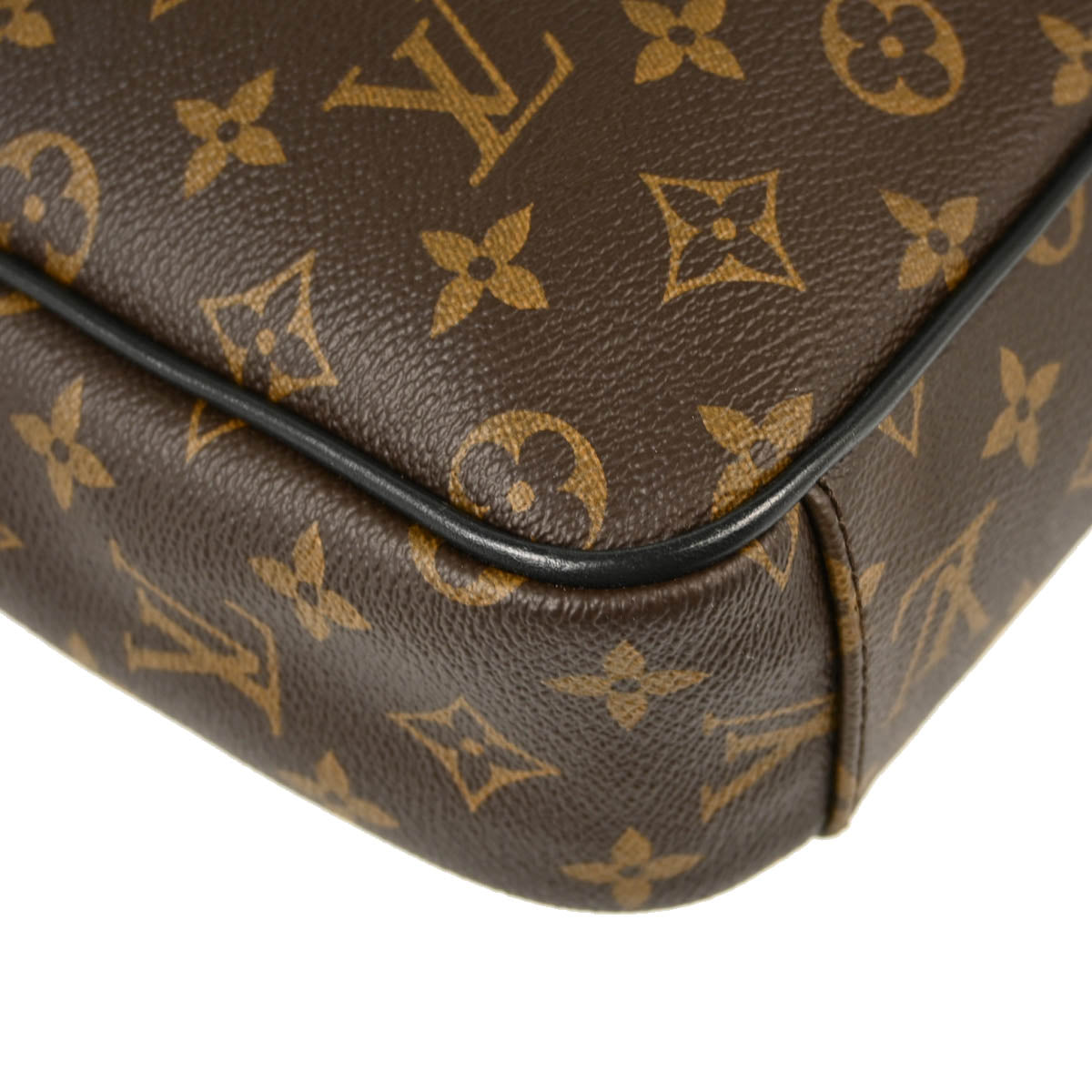 Louis Vuitton Monogram Macassar Christopher Messenger M41643