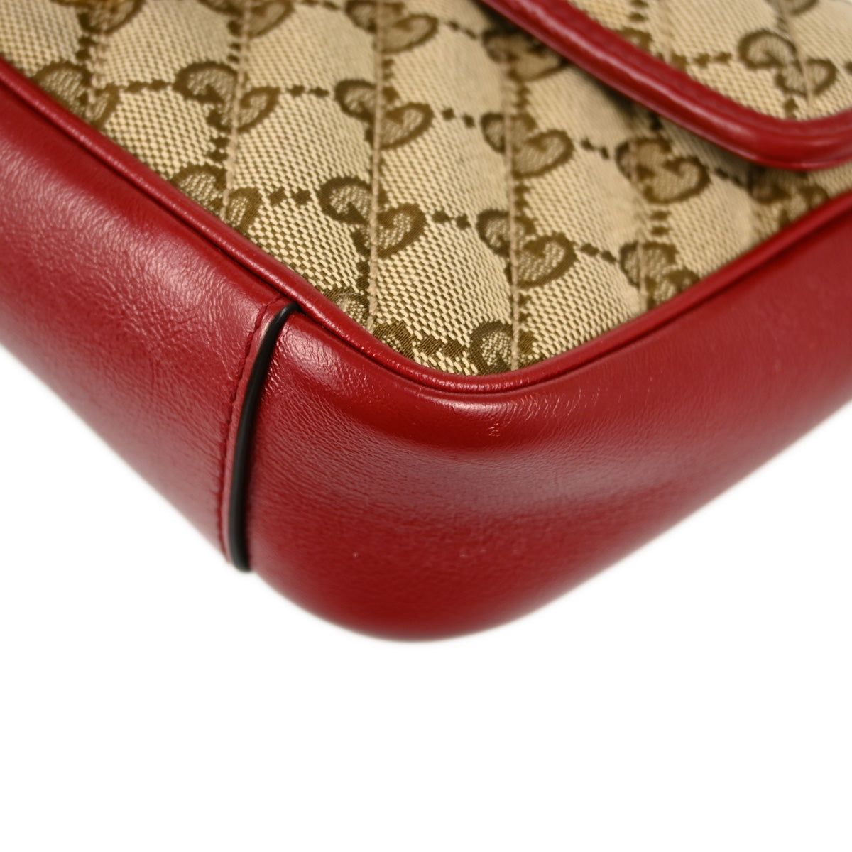 Gucci 2020 Beige Red Marmont Crossbody Bag