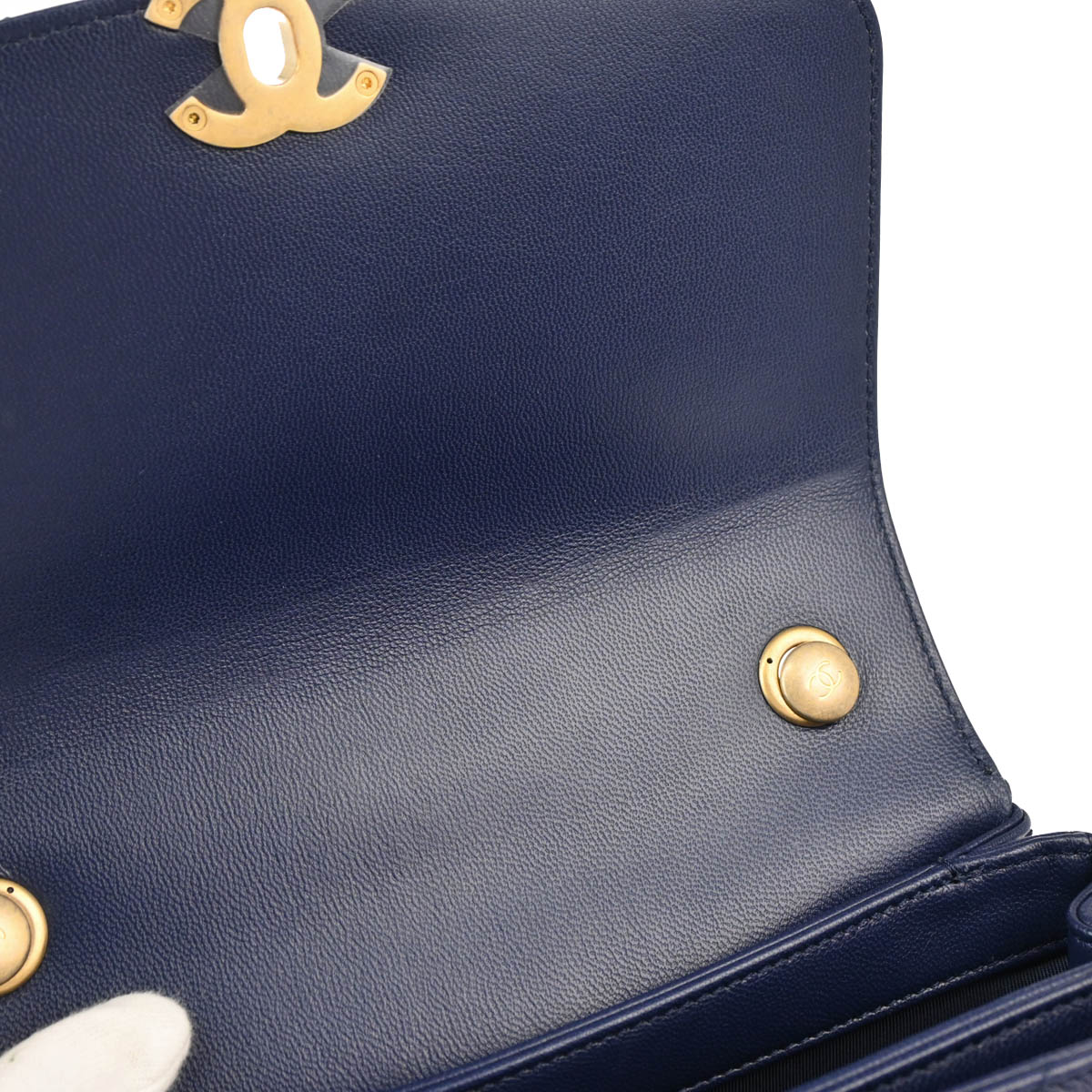 Chanel 2019 Navy Lambskin Chevron 2way Shoulder Handbag