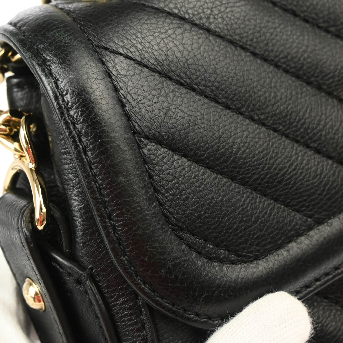 Chanel 2018-2019 Black Calfskin Chevron Filigree Shoulder Bag