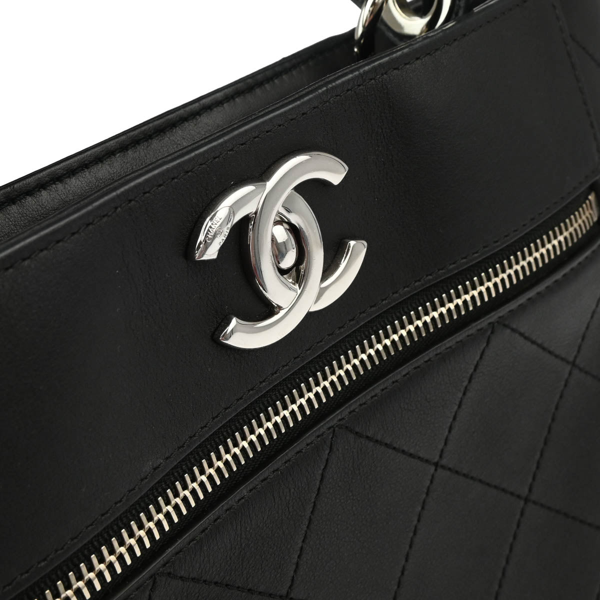 Chanel Black Calfskin 2way Bucket Handbag