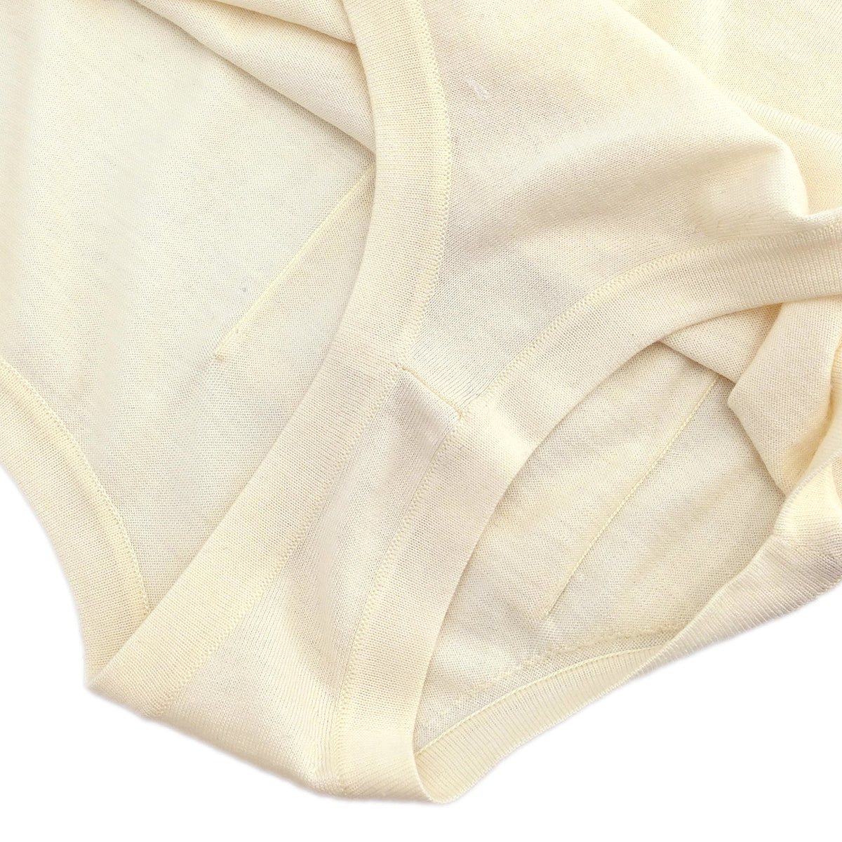 Chanel 2013-2014 Sleeveless Top Ivory #44