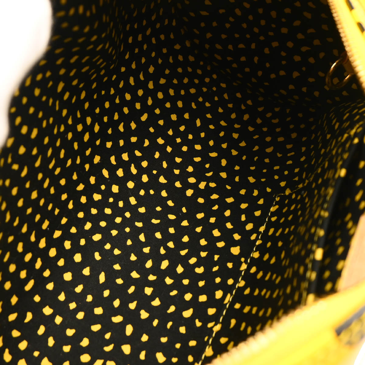 Louis Vuitton 2012 Yellow Vernis Dot Infinity Papillon Handbag M91424