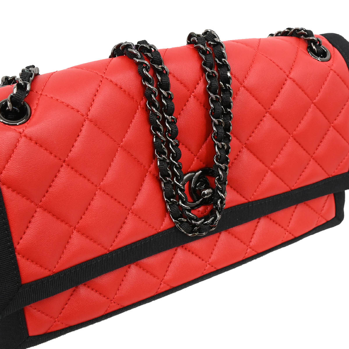 Chanel 2015-2016 Red Lambskin Canvas Shoulder Bag
