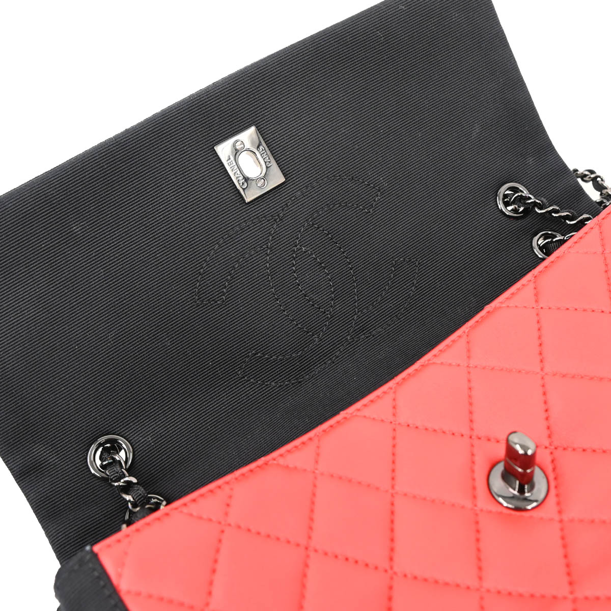 Chanel 2015-2016 Red Lambskin Canvas Shoulder Bag