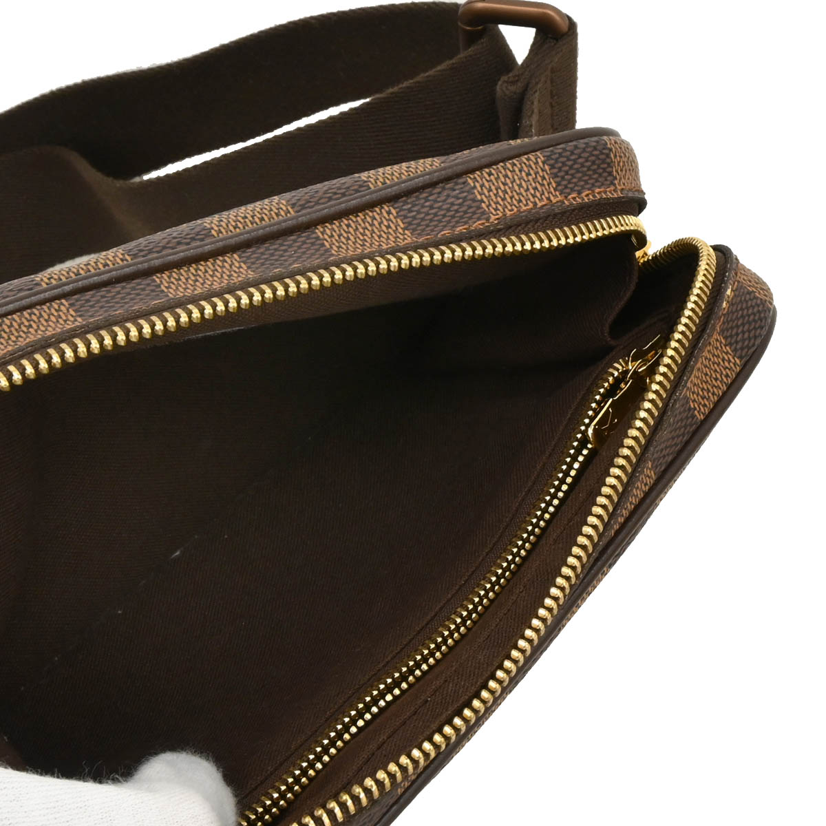 Louis Vuitton 2010 Damier Brooklyn Bum Bag N41101