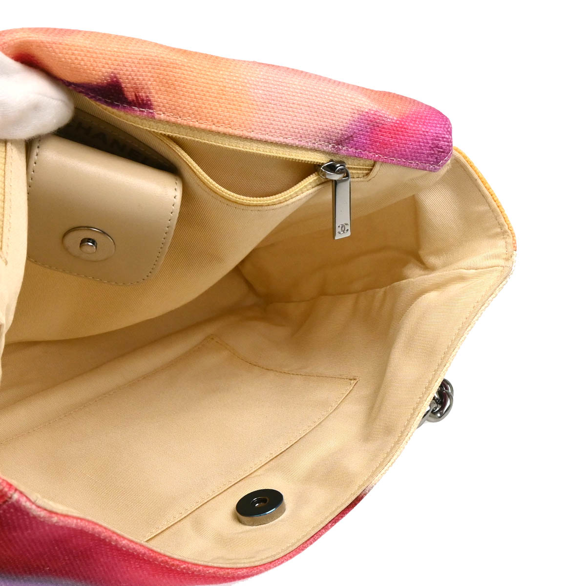 Chanel 2015-2016 Red Canvas Shoulder Bag
