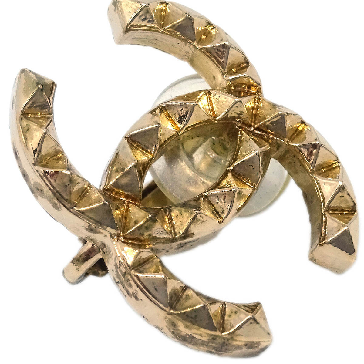 Chanel Gold CC Earrings Clip-On A17C