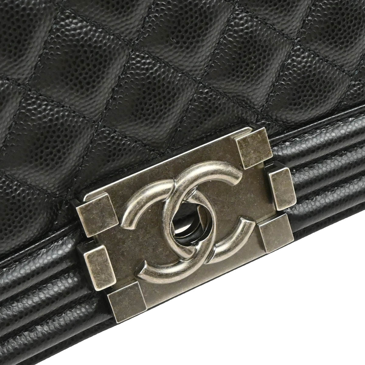 Boy Chanel 2019 Black Calfskin Medium Shoulder Bag