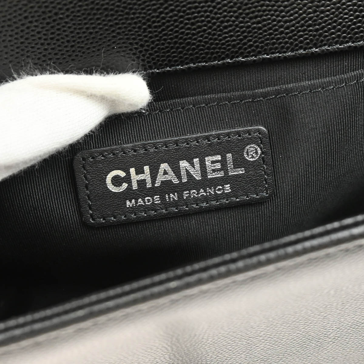 Boy Chanel 2019 Black Calfskin Medium Shoulder Bag