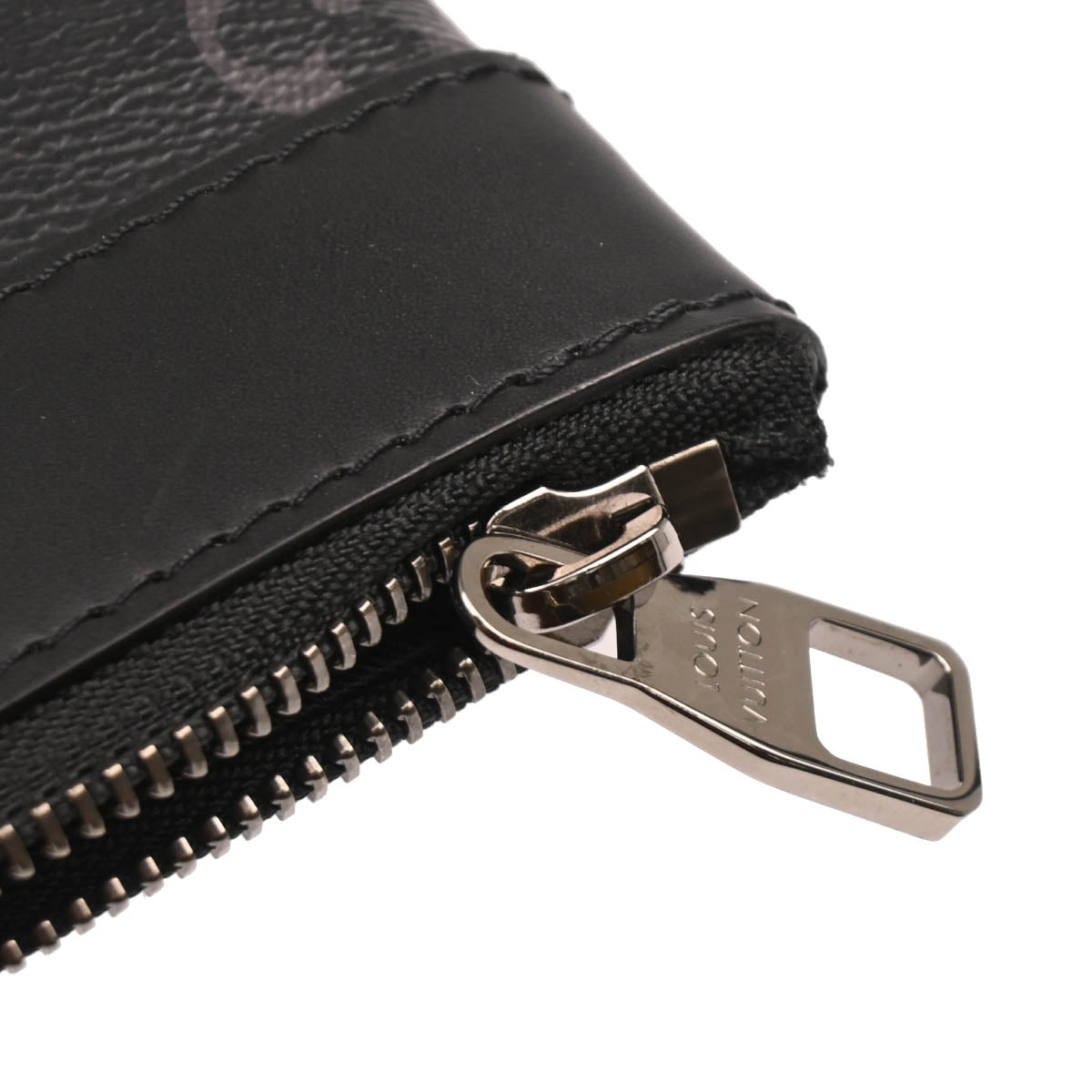 Louis Vuitton 2018 Eclipse Pochette Discovery Clutch Bag M62291