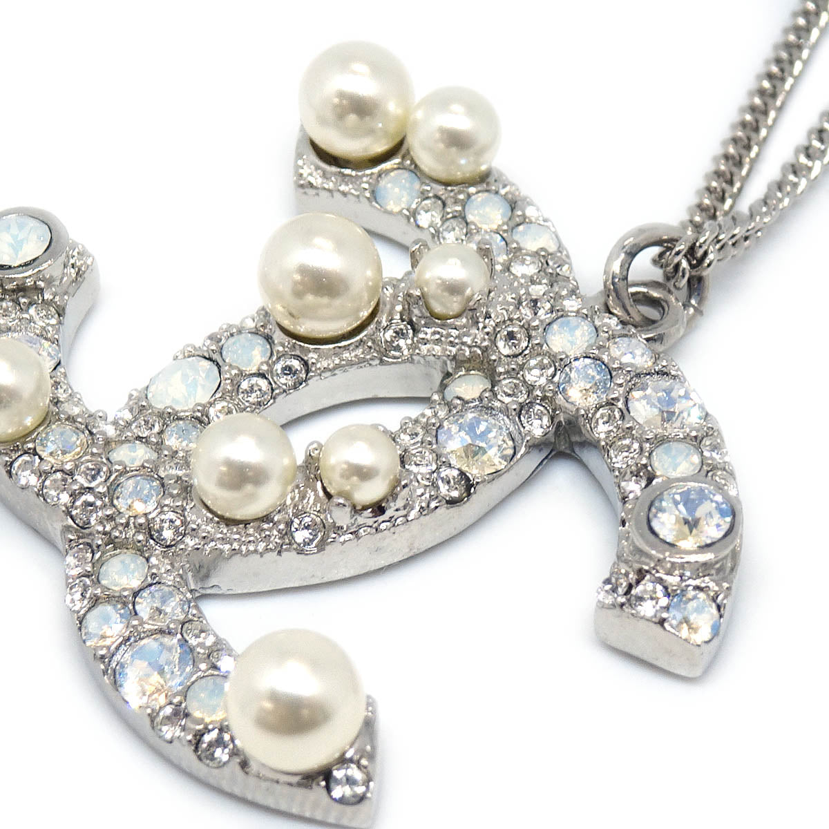 Chanel CC Chain Necklace Pendant Rhinestone Costume Pearl Silver B17K