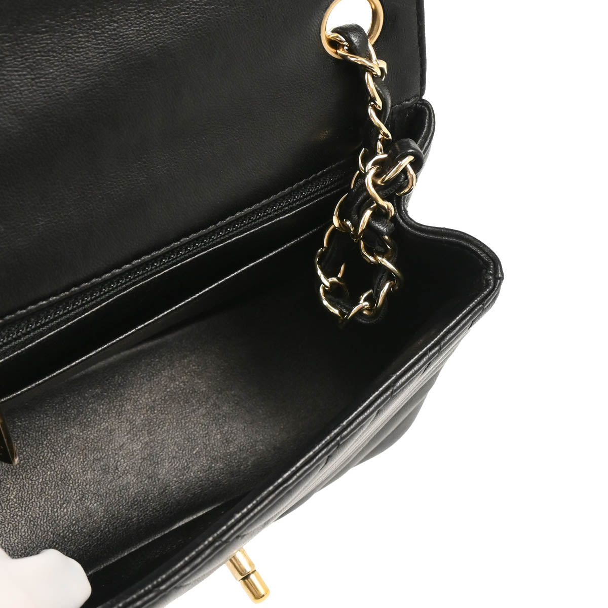Chanel 2017-2018 Black Lambskin Chevron Chain Shoulder Bag