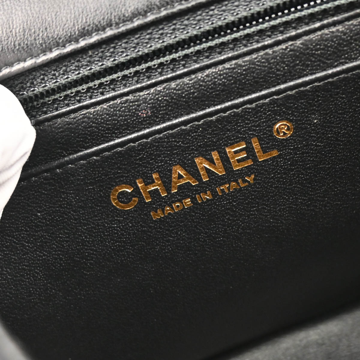 Chanel 2017-2018 Black Lambskin Chevron Chain Shoulder Bag