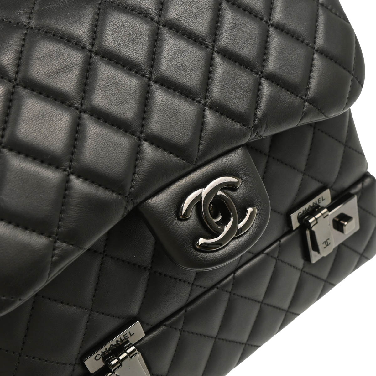 Chanel 2016-2017 Black Lambskin Cockpit Flap Shoulder Bag