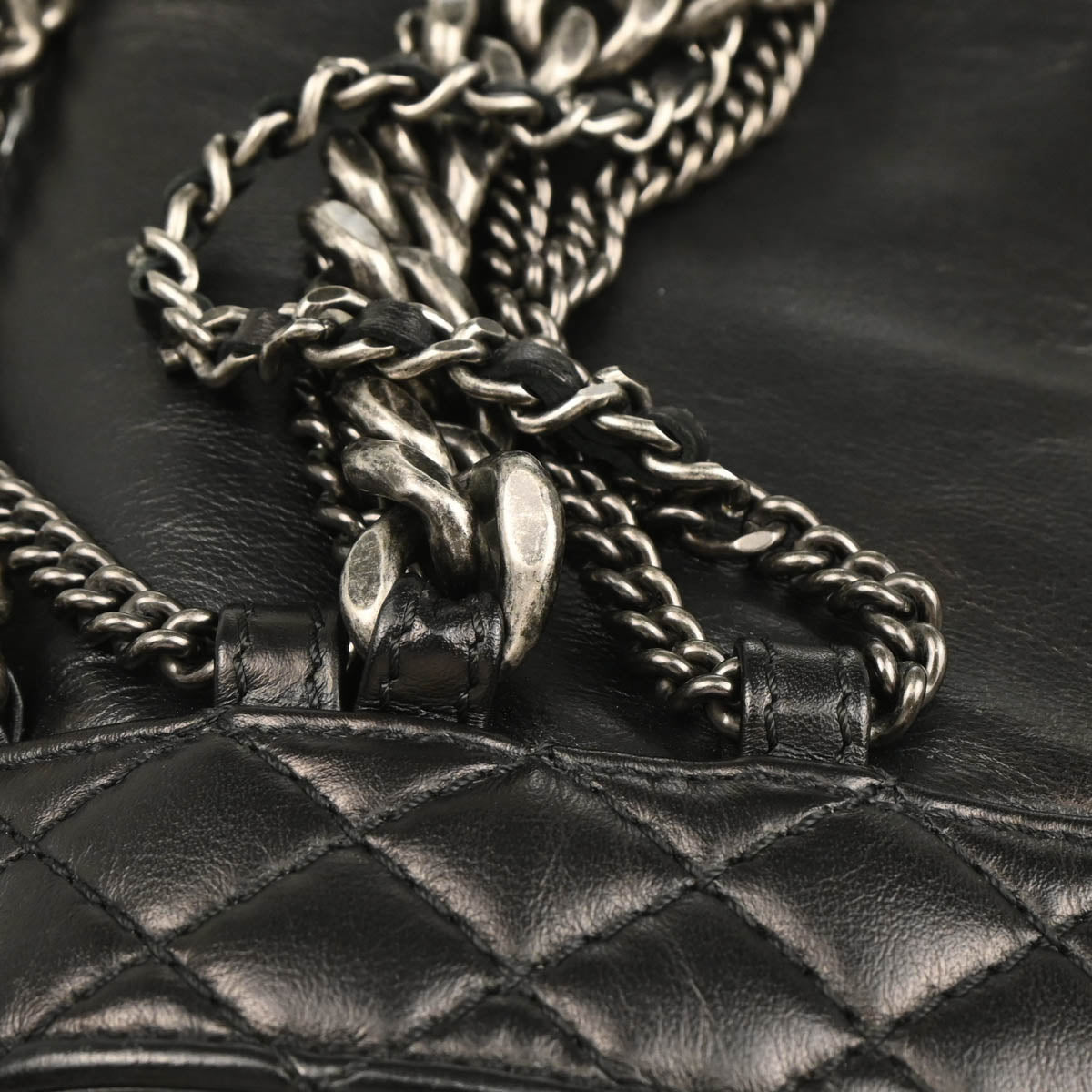 Boy Reverso Chanel 2013-2014 Black Lambskin Medium Shoulder Bag