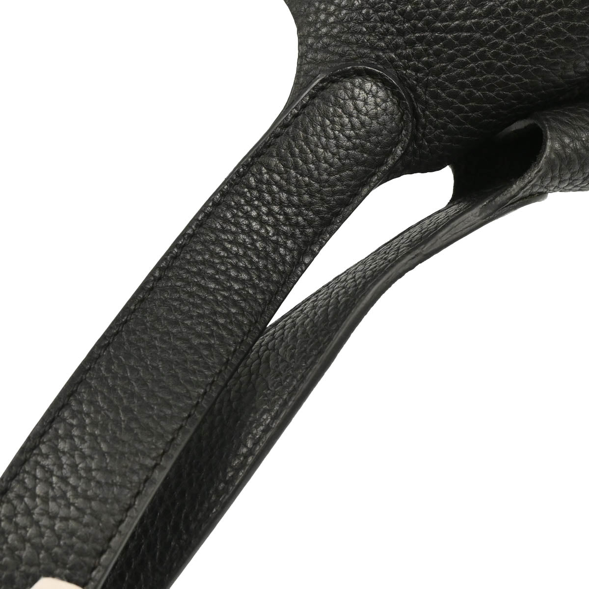 Hermes Black Taurillon Clemence Picotin Lock 22 MM Handbag