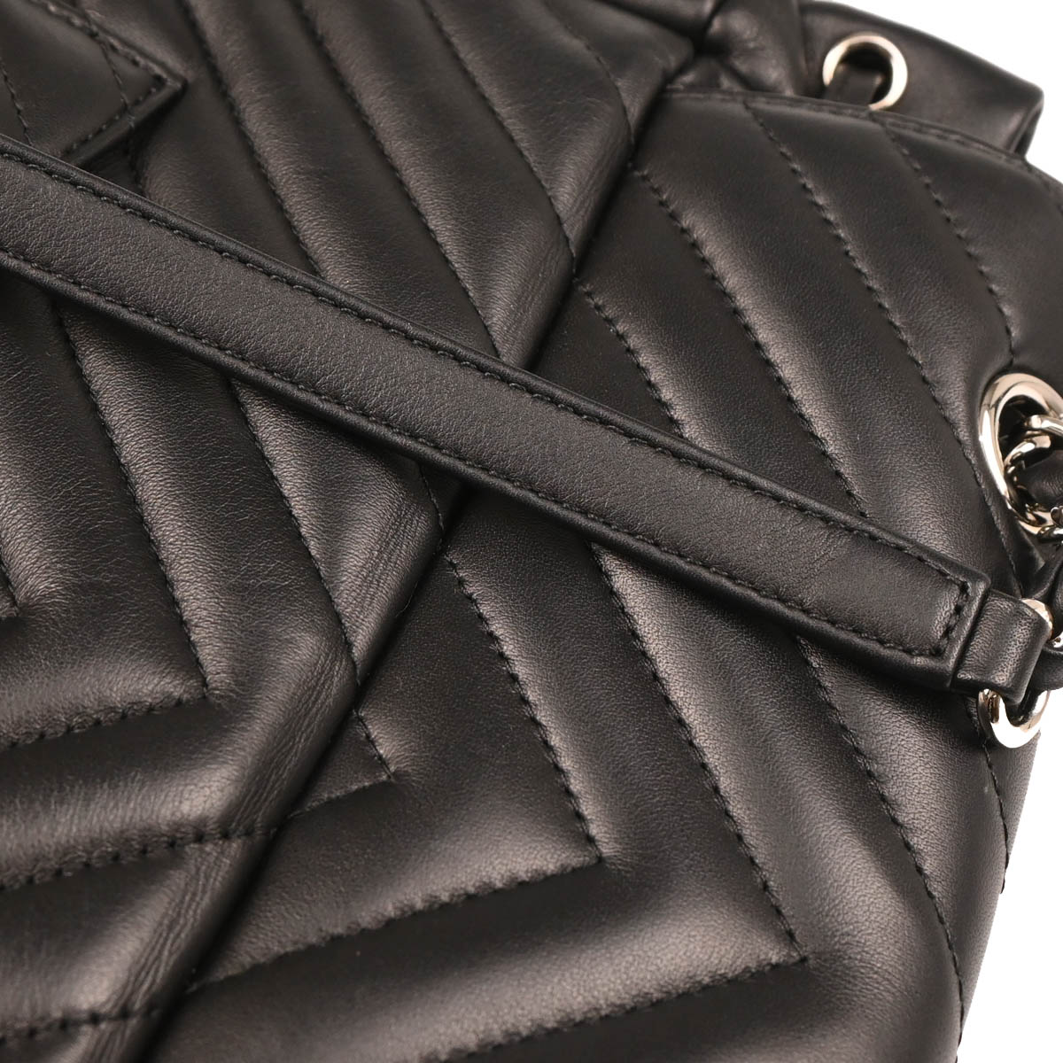 Chanel 2016-2017 Black Lambskin Chevron Urban Spirit Backpack