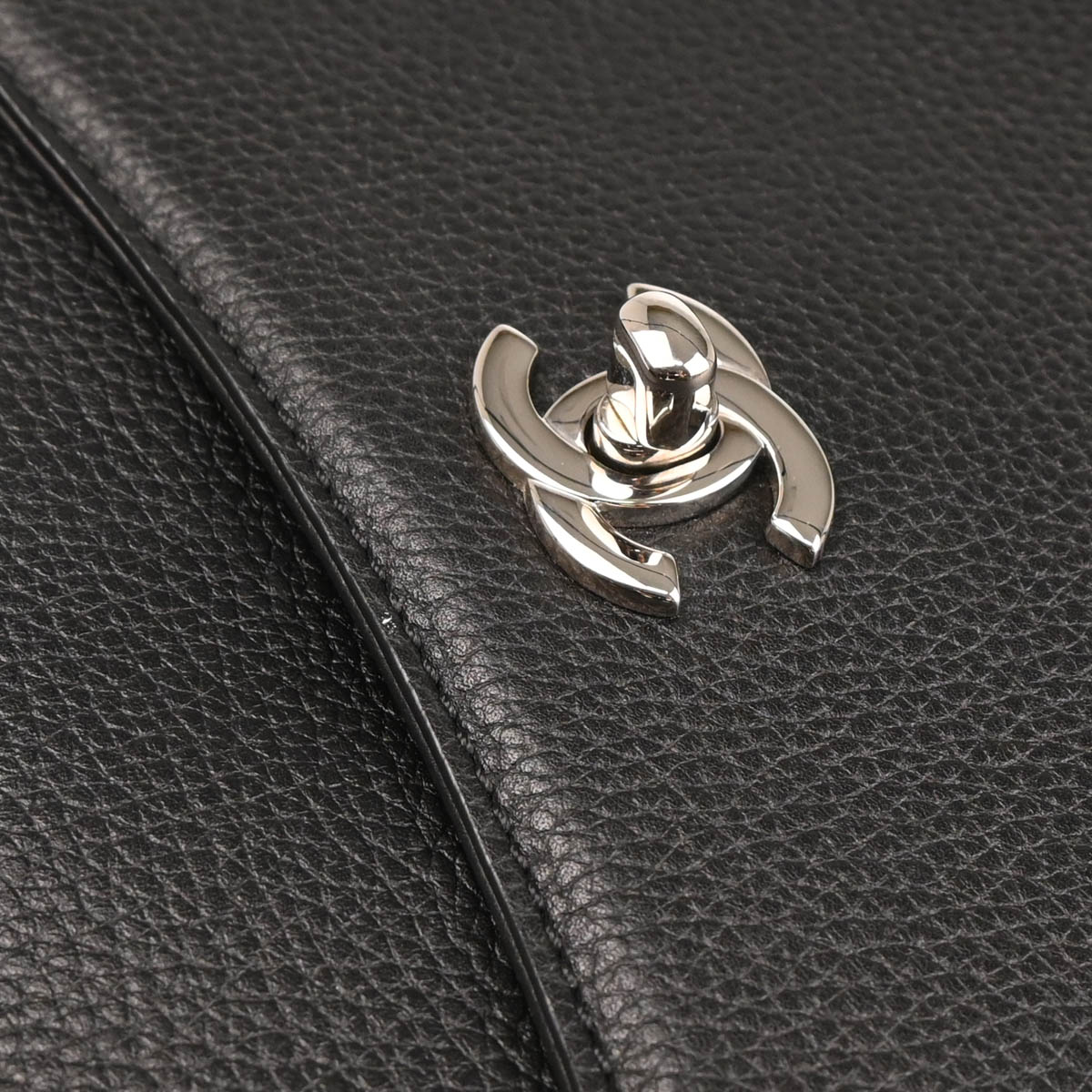 Chanel 2017 Black Calfksin Neo Executive Tote