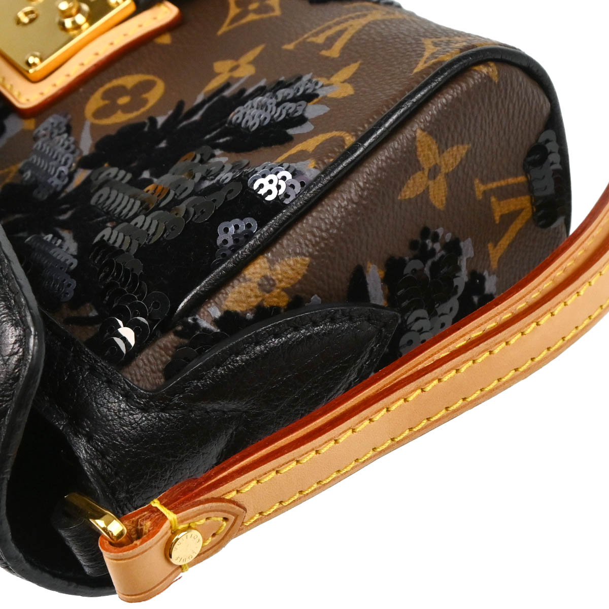 Louis Vuitton 2010 Monogram Fleur de Jais Manege Clutch Bag M40435