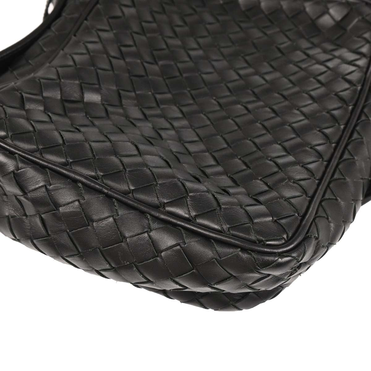Bottega Veneta Black intrecciato Shoulder Bag