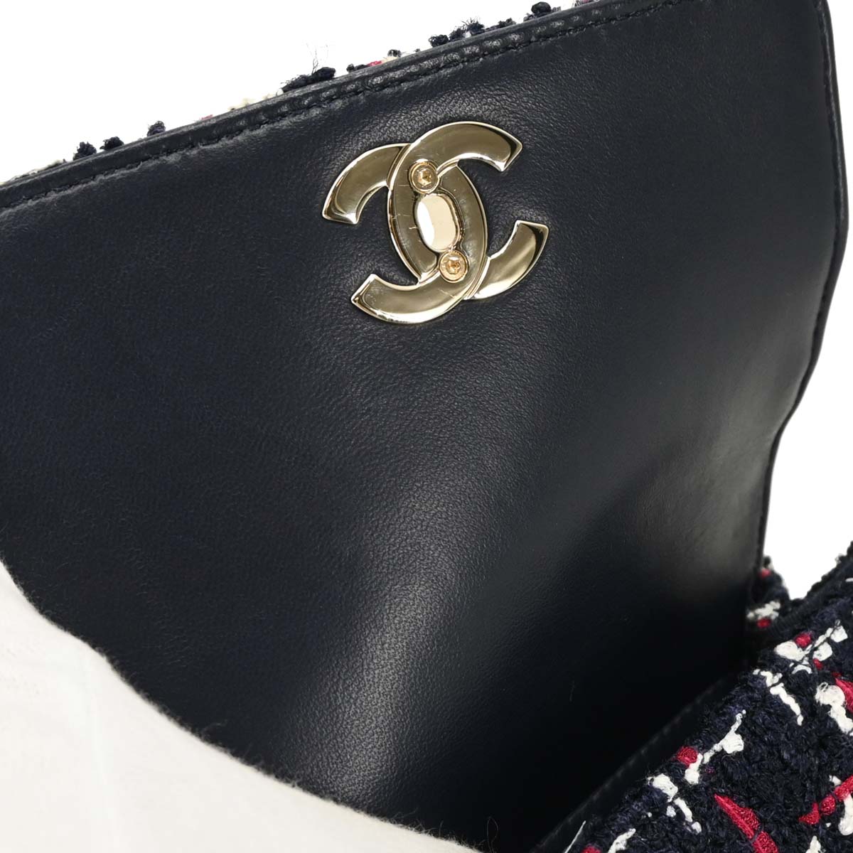Chanel 2019 Navy Lambskin Tweed Shoulder Bag
