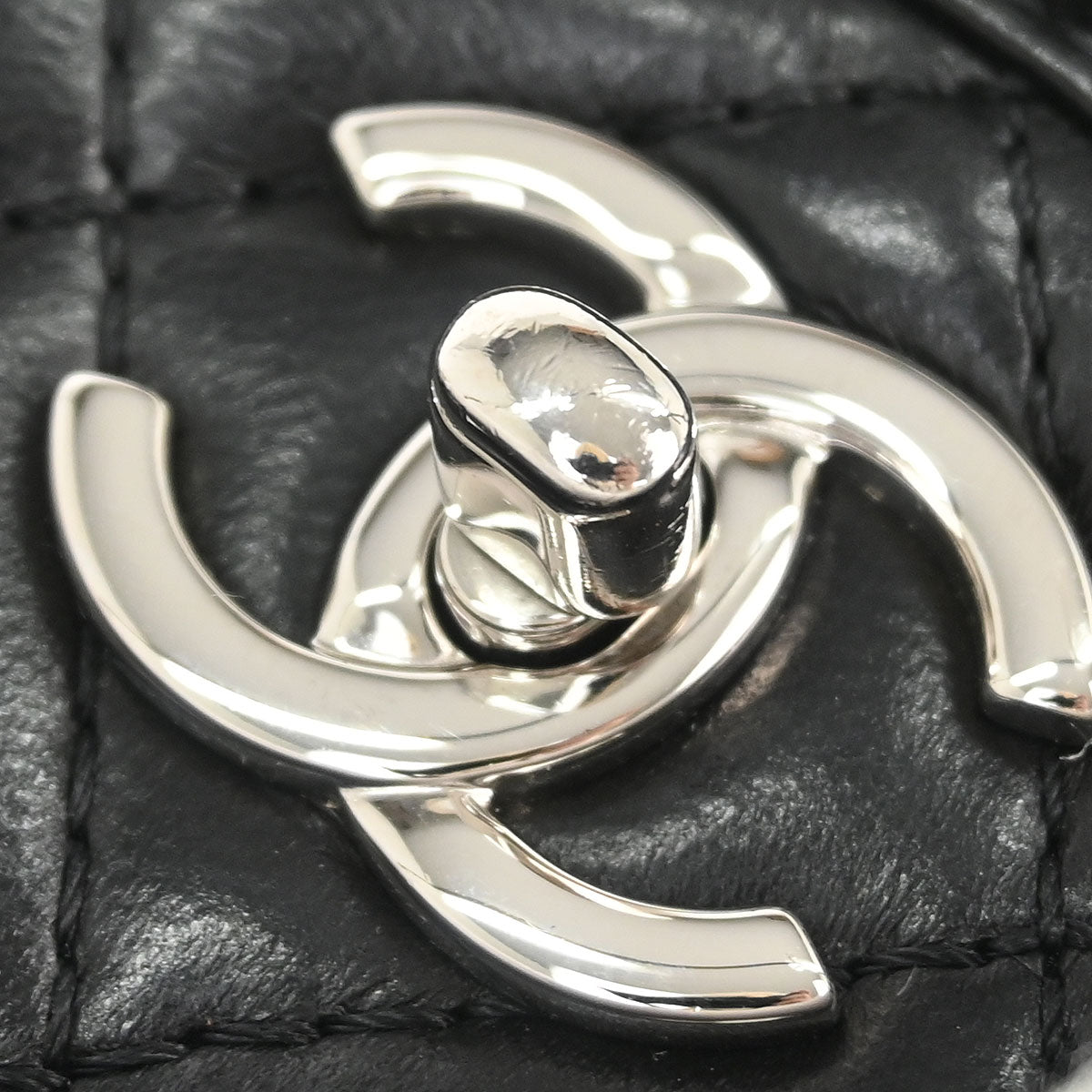 Chanel 2014-2015 Black Lambskin Chain Shoulder Bag