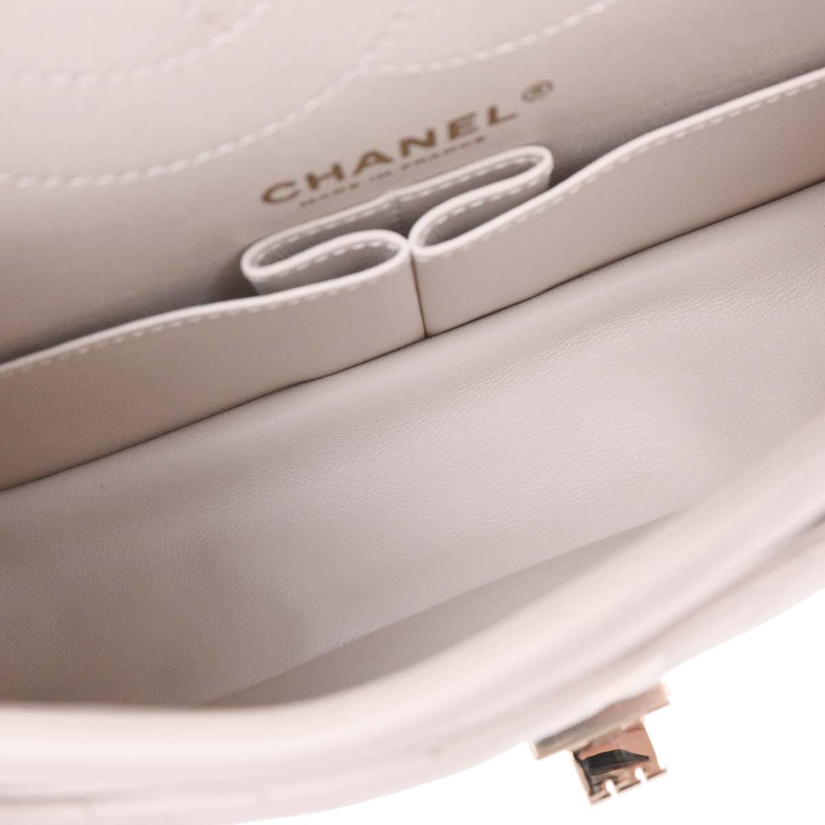 Chanel 2018-2019 Light Pink Lambskin Chevron Small Classic Double Flap Shoulder Bag