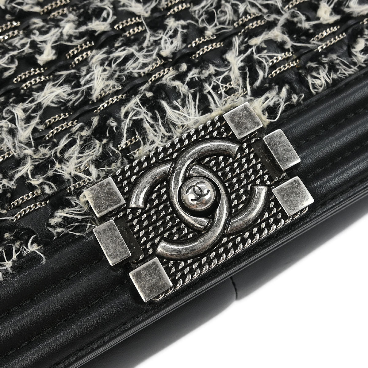 Boy Chanel 2017 Black Tweed Calfskin Medium Double Chain Shoulder Bag