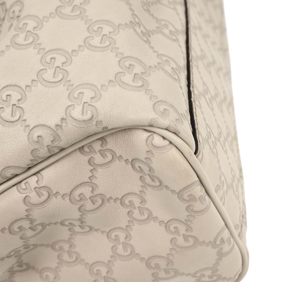Gucci Off-white Guccissima Sukey Tote Bag