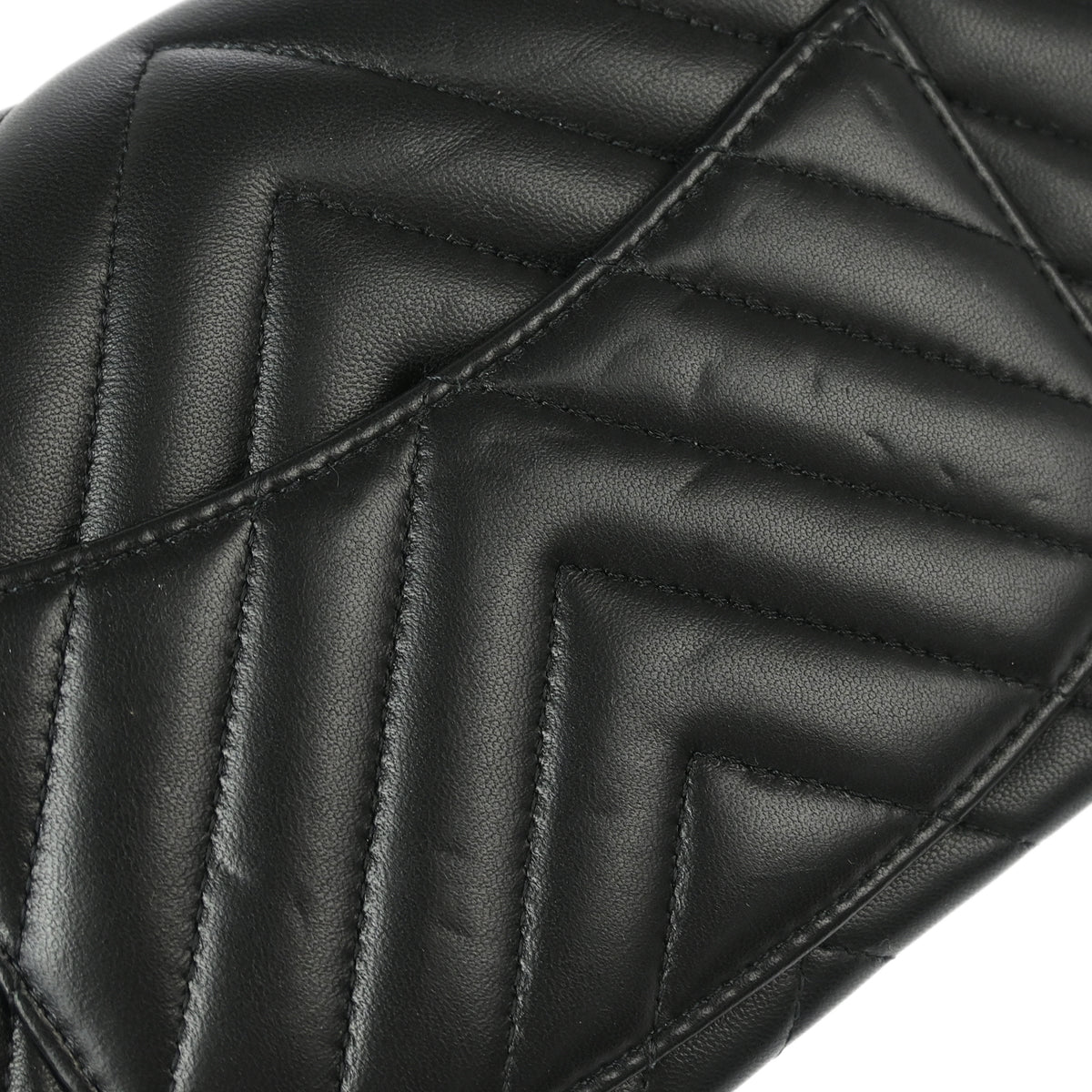 Chanel 2019 Black Lambskin Chevron Single Flap Shoulder Bag