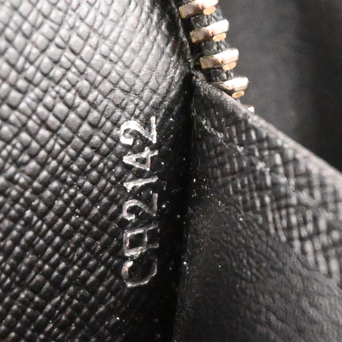 Louis Vuitton Damier Graphite Zippy Organizer Wallet N63077