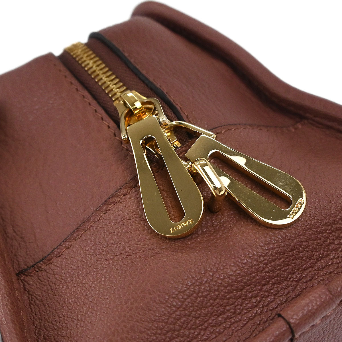 Loewe Brown Leather Amazona 28 Handbag