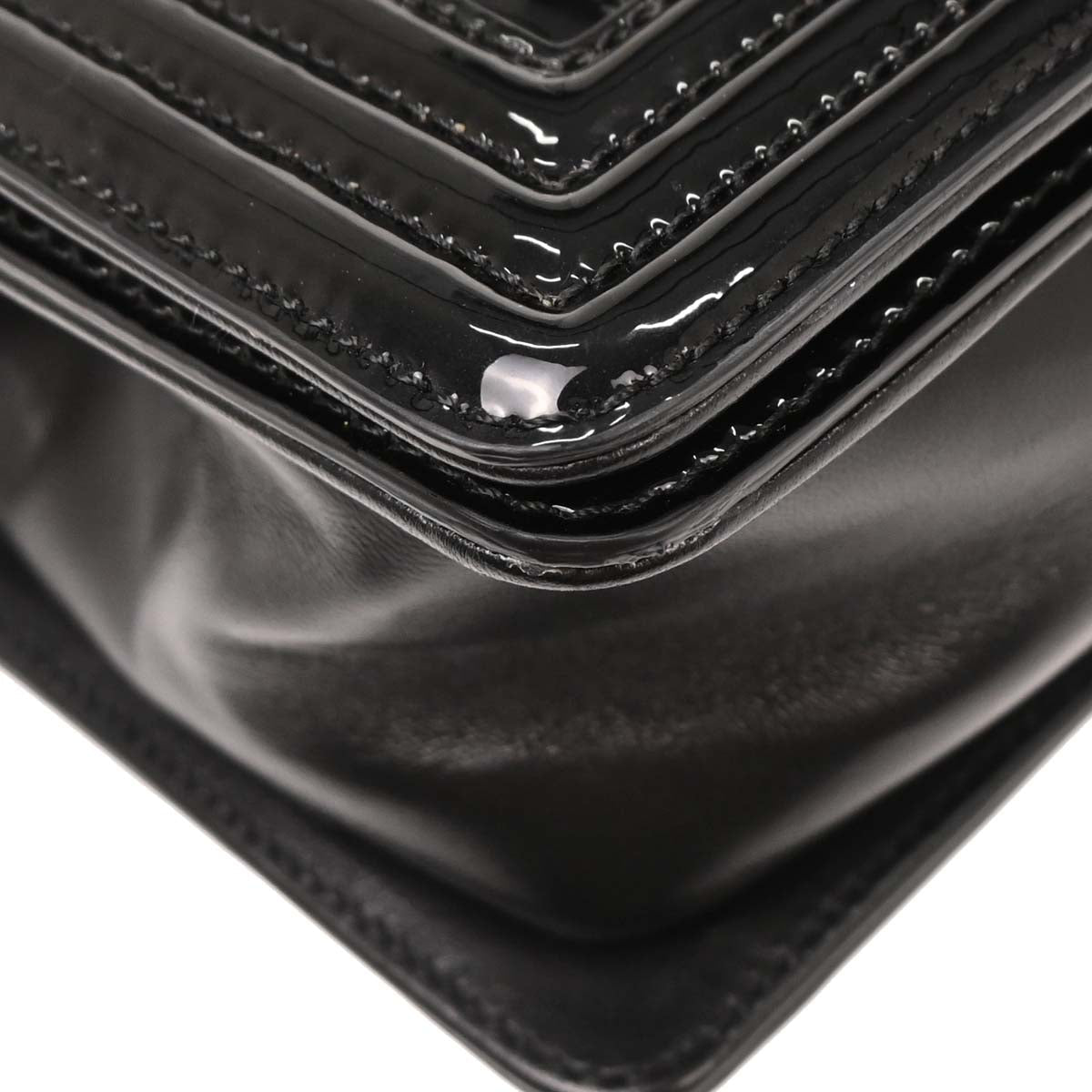 Boy Chanel Black Patent Leather Medium Shoulder Bag
