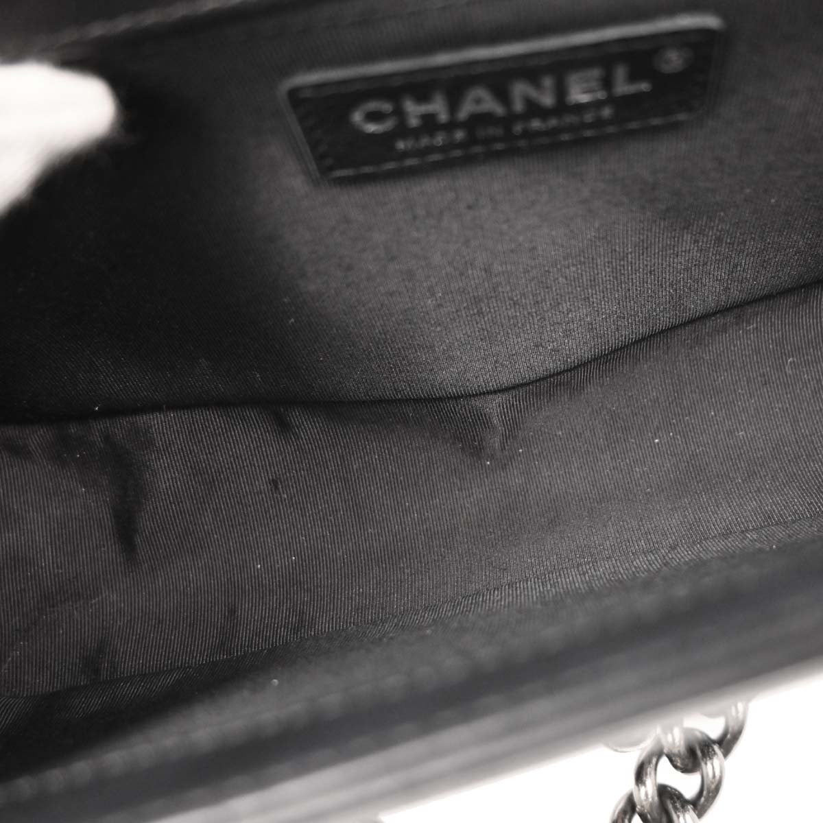 Boy Chanel Black Lambskin Chevron Medium Shoulder Bag
