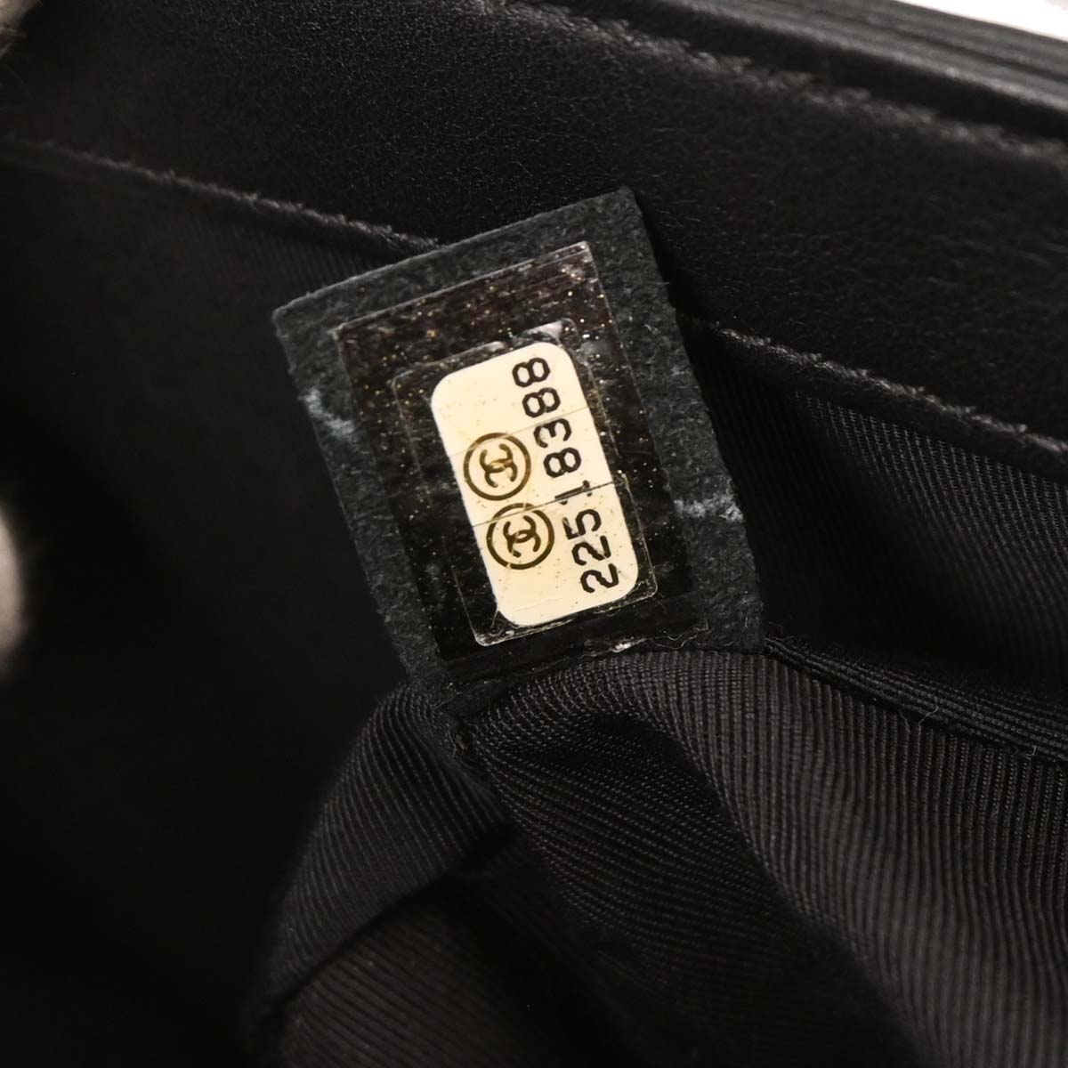 Boy Chanel Black Lambskin Chevron Medium Shoulder Bag