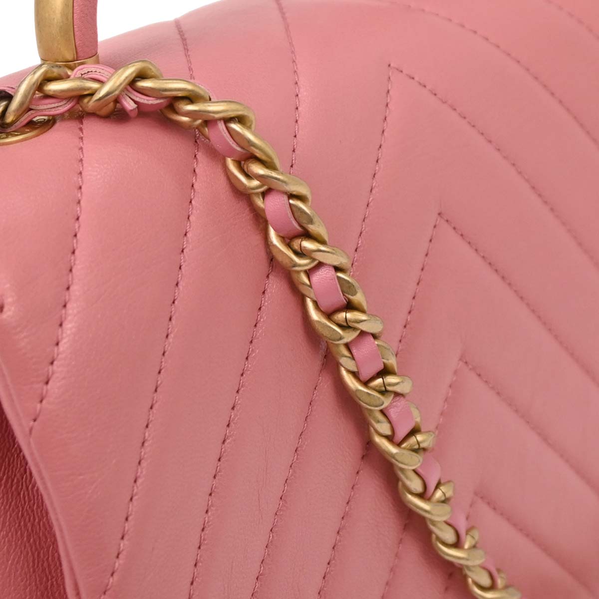 Chanel 2019 Pink Calfskin Chevron 2way Shoulder Handbag
