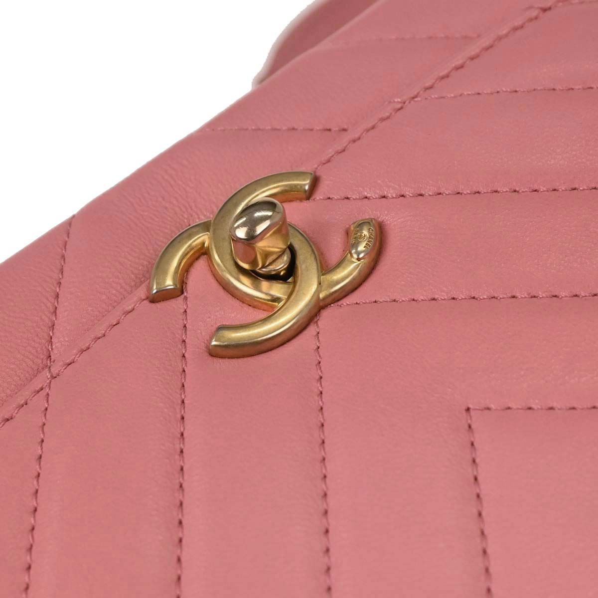 Chanel 2019 Pink Calfskin Chevron 2way Shoulder Handbag