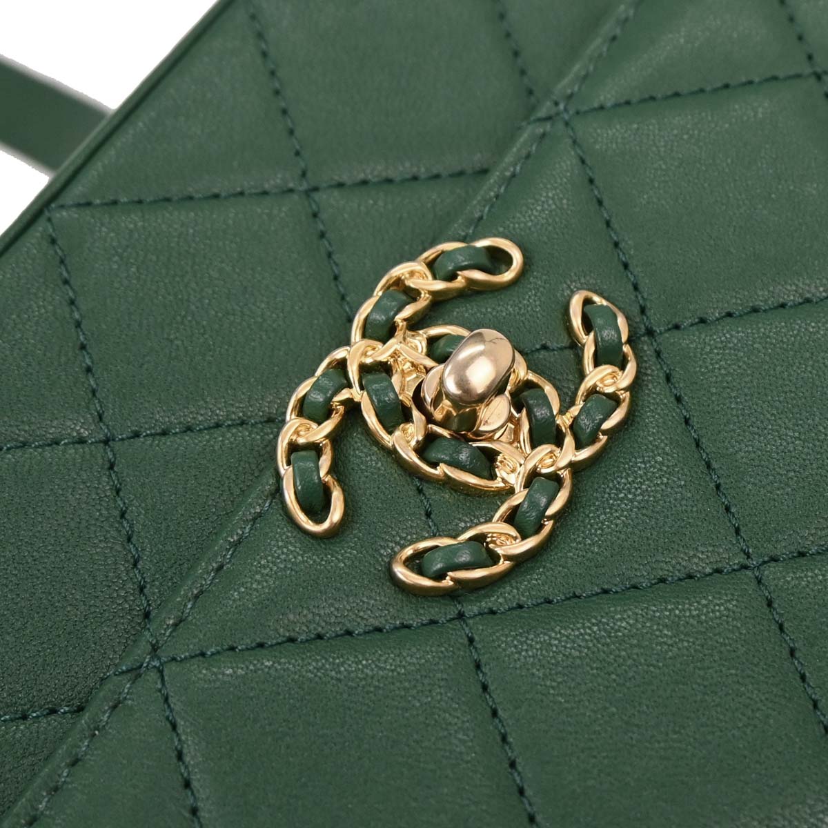 Chanel 2019 Green Lambskin 19 Infinity Chain 2way Shoulder Handbag