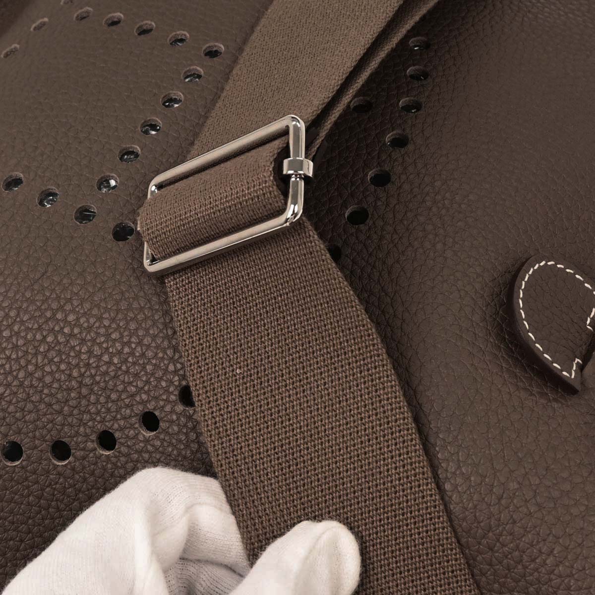 Hermes Etoupe Taurillon Clemence Evelyne 3 GM Shoulder Bag