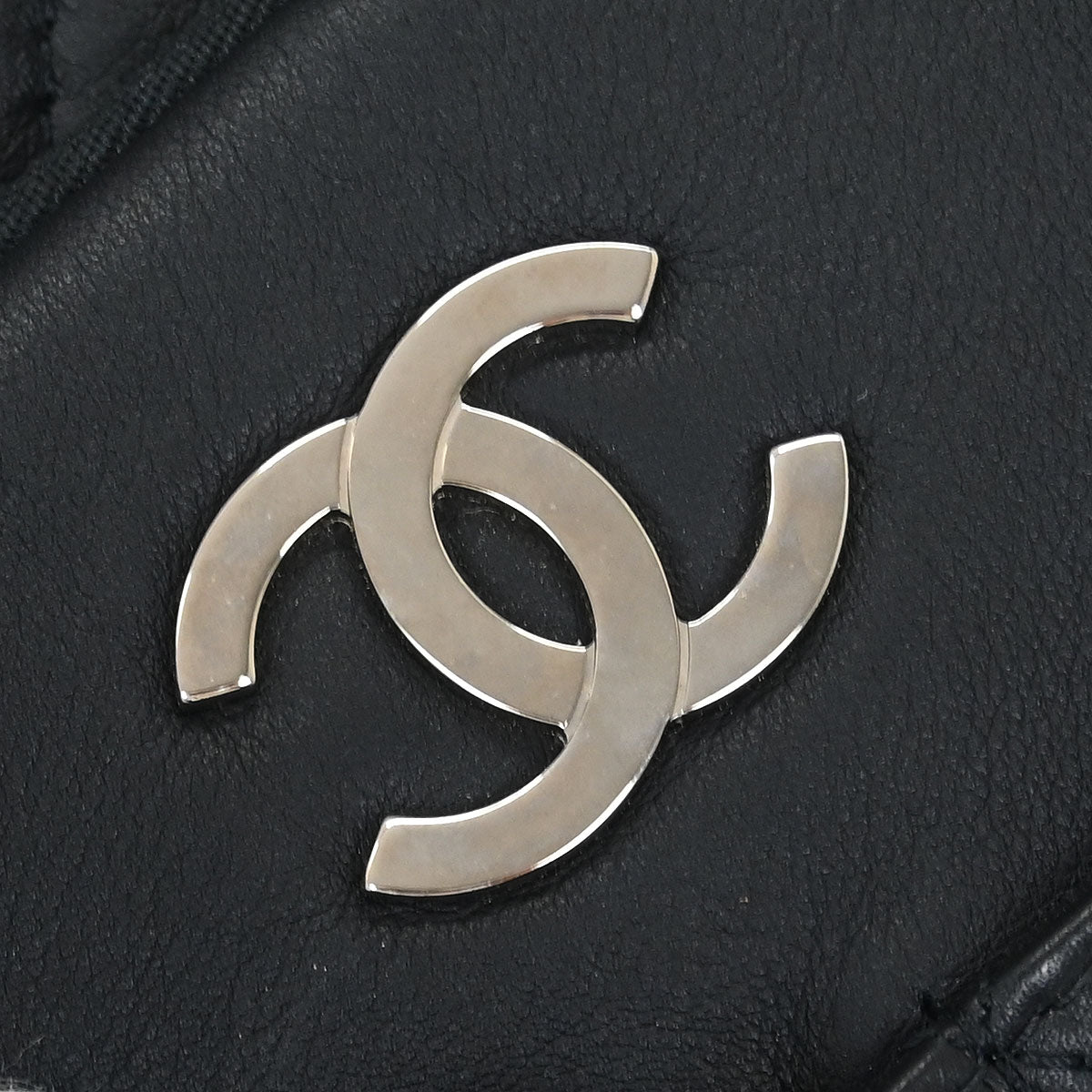 Chanel 2019 Black Lambskin Ultra Pocket Shopping Tote 2way Shoulder Handbag