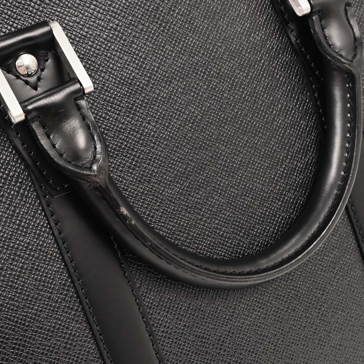Louis Vuitton Black Taiga Lozan Briefcase Handbag M30052