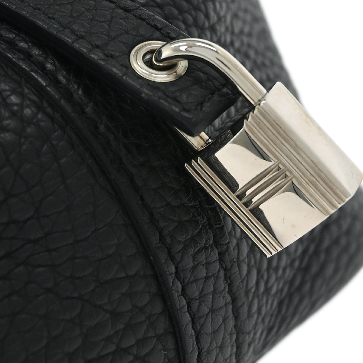Hermes Black Taurillon Clemence Picotin Lock 18 PM Handbag